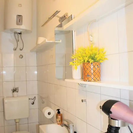 Apartment Koralj *