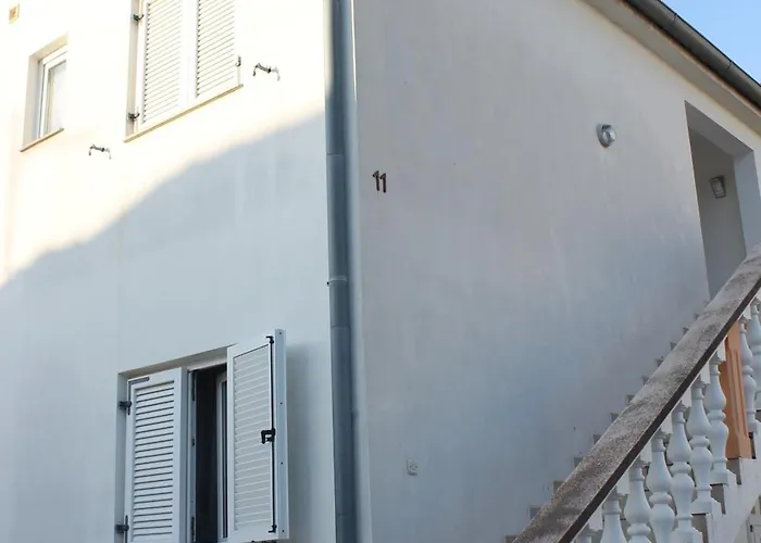 Koralj Διαμέρισμα